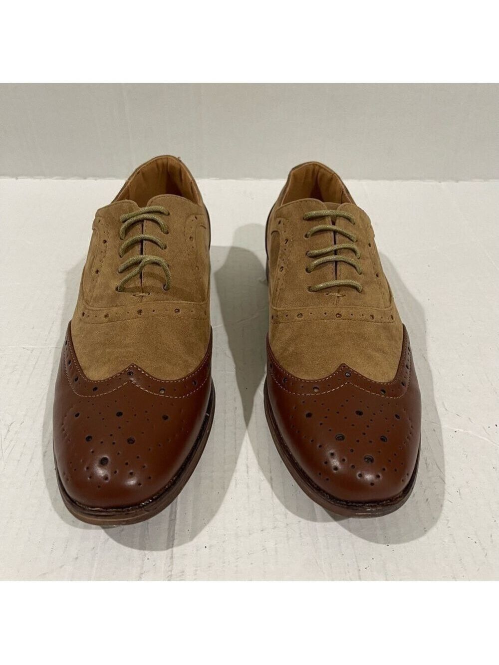 Men’s Royal Shoes Brown Faux Leather Dressy Oxfords Size 7.5 US!